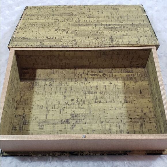 Palmistry Clairvoyant Fortune Teller Hidden Storage Box - Picture 2 of 9